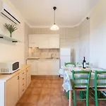 Charming House Near Rena Bianca *