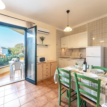 Charming House Near Rena Bianca