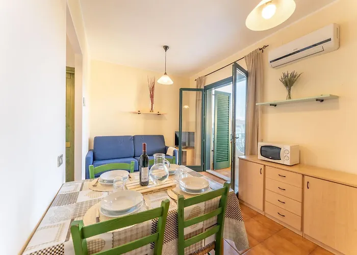 Charming House Near Rena Bianca